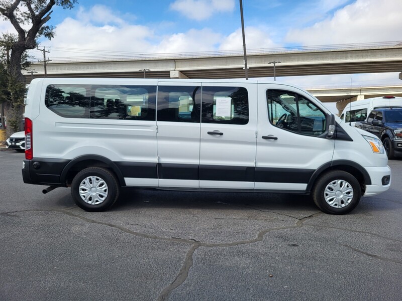 2020 Ford Transit Passenger Van XLT - Photo 6