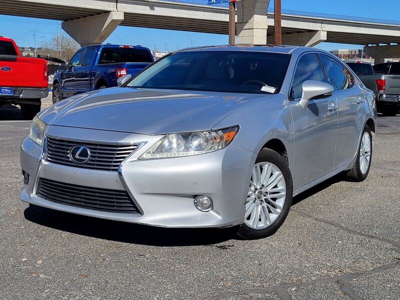 Used 2013 Lexus ES 350 with VIN JTHBK1GGXD2080167 for sale in Live Oak, TX