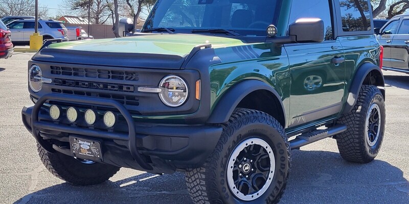 2022 Ford Bronco 2-Door Base