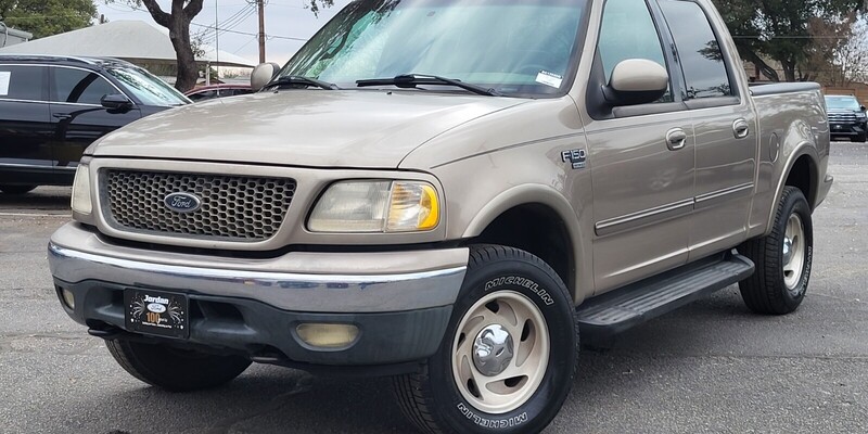 2001 Ford F-150 LARIAT