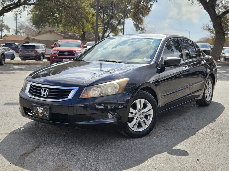 Used 2008 Honda Accord LX-P with VIN JHMCP26418C063681 for sale in Live Oak, TX