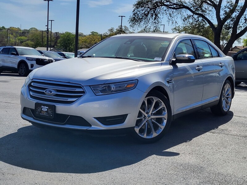 2014 Ford Taurus