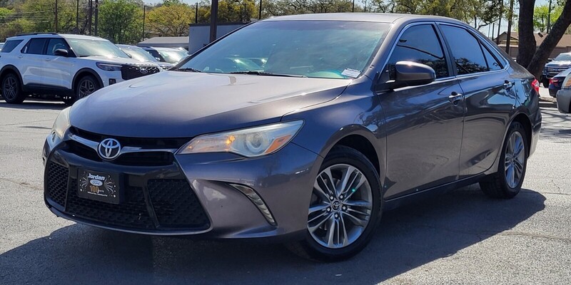 2016 Toyota Camry Special Edition