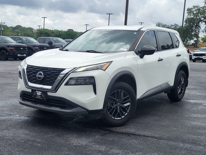 Used 2022 Nissan Rogue S with VIN 5N1BT3AA0NC730937 for sale in Live Oak, TX