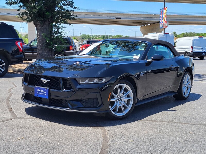 2024 Ford Mustang GT Premium Convertible's photo
