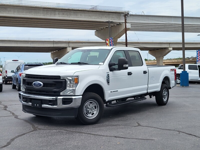 2022 Ford F-250 XL 4x4 Crew Cab 8' Box's photo