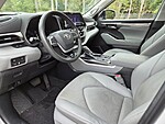 Used 2023 TOYOTA HIGHLANDER LIMITED FWD in STUART, FLORIDA (Photo 28)