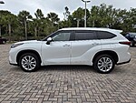 Used 2023 TOYOTA HIGHLANDER LIMITED FWD in STUART, FLORIDA (Photo 8)