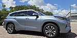 Used 2022 TOYOTA HIGHLANDER XLE AWD in STUART, FLORIDA