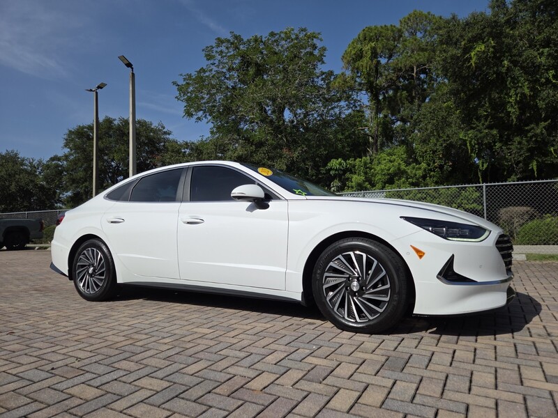 Used 2023 HYUNDAI SONATA LIMITED 2.0L in STUART, FLORIDA