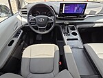Used 2025 TOYOTA SIENNA XLE FWD 8-PASSENGER in STUART, FLORIDA (Photo 6)