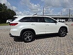Used 2019 TOYOTA HIGHLANDER LE PLUS V6 FWD in STUART, FLORIDA (Photo 11)