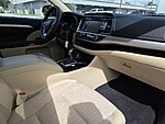 Used 2019 TOYOTA HIGHLANDER LE PLUS V6 FWD in STUART, FLORIDA (Photo 13)