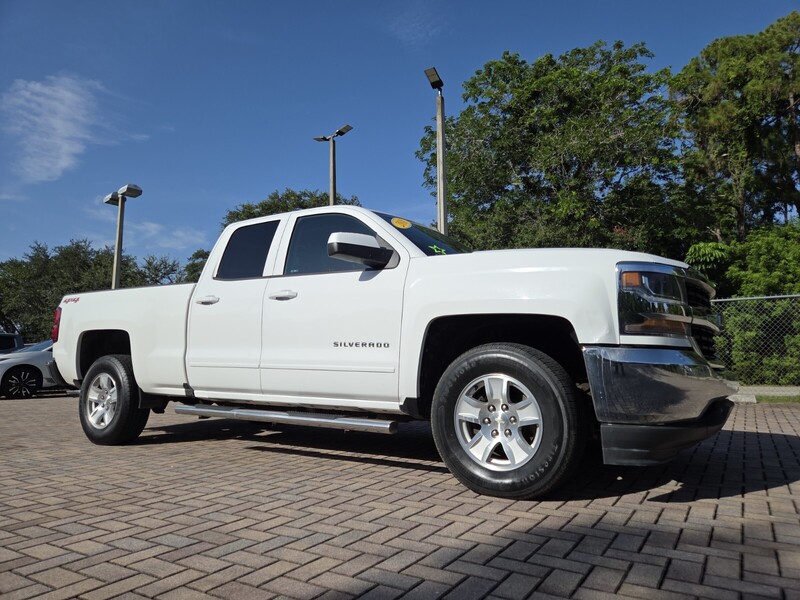 Used 2018 CHEVROLET SILVERADO 1500 4WD DOUBLE CAB 143.5