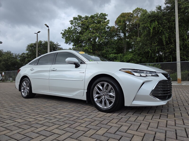 Used 2021 TOYOTA AVALON HYBRID XLE FWD in STUART, FLORIDA