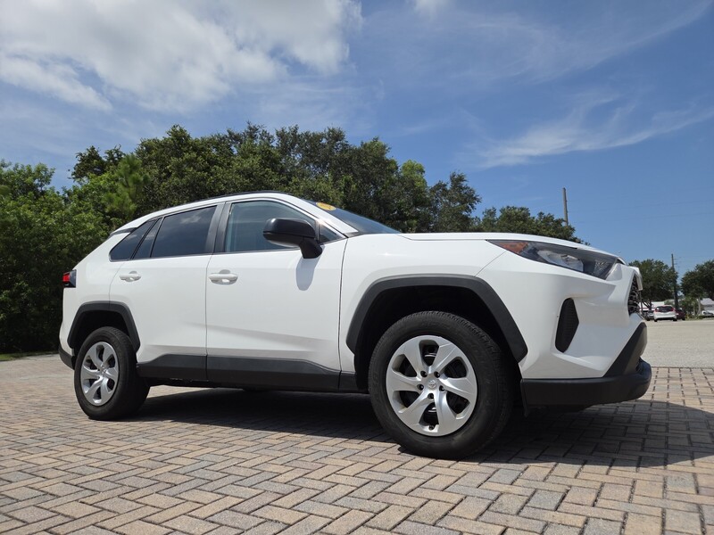 Used 2021 TOYOTA RAV4 LE FWD in STUART, FLORIDA