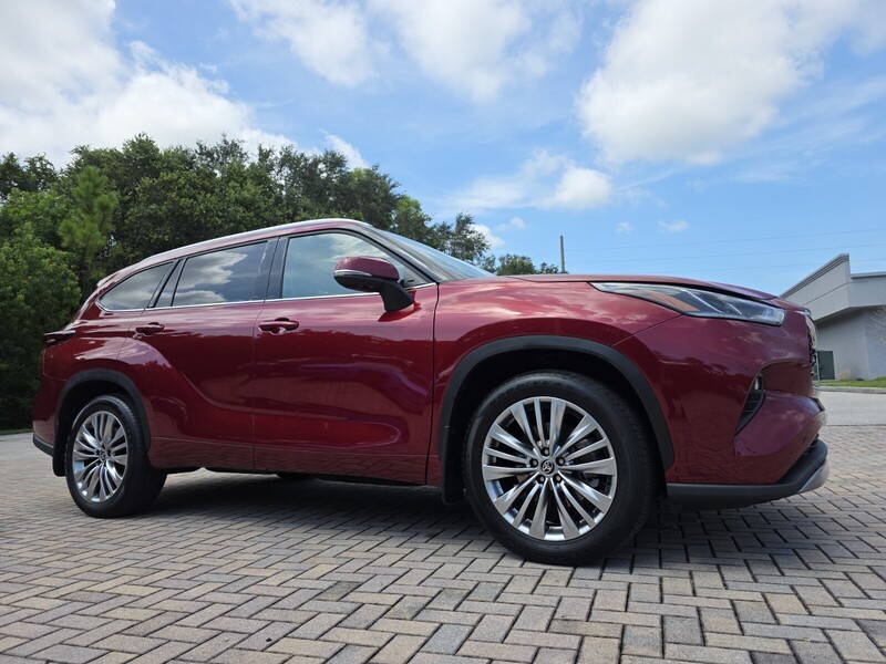 Used 2026 TOYOTA HIGHLANDER PLATINUM AWD in STUART, FLORIDA