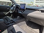 Used 2026 TOYOTA COROLLA CROSS HYBRID XSE 4WD in STUART, FLORIDA (Photo 13)