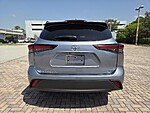 Used 2024 TOYOTA HIGHLANDER XLE FWD in STUART, FLORIDA (Photo 10)