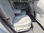 Used 2024 TOYOTA HIGHLANDER XLE FWD in STUART, FLORIDA (Photo 17)