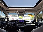 Used 2024 TOYOTA HIGHLANDER XLE FWD in STUART, FLORIDA (Photo 4)