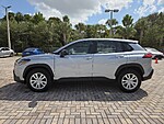 Used 2024 TOYOTA COROLLA CROSS L 2WD in STUART, FLORIDA (Photo 8)