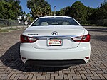 Used 2014 HYUNDAI SONATA 4DR SDN 2.4L AUTO GLS in STUART, FLORIDA (Photo 10)