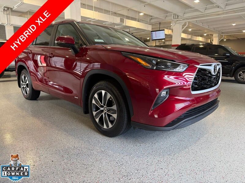 Used 2026 TOYOTA HIGHLANDER HYBRID XLE in STUART, FLORIDA