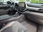 Used 2022 TOYOTA HIGHLANDER PLATINUM FWD in STUART, FLORIDA (Photo 13)