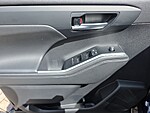 Used 2026 TOYOTA HIGHLANDER XLE AWD in STUART, FLORIDA (Photo 28)