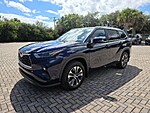Used 2026 TOYOTA HIGHLANDER XLE AWD in STUART, FLORIDA (Photo 3)