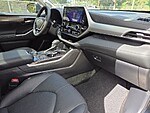 Used 2026 TOYOTA HIGHLANDER PLATINUM AWD in STUART, FLORIDA (Photo 13)
