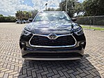 Used 2026 TOYOTA HIGHLANDER PLATINUM AWD in STUART, FLORIDA (Photo 2)
