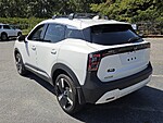 Used 2025 NISSAN KICKS SR in DUBLIN, GEORGIA (Photo 8)