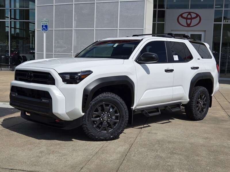 New 2026 TOYOTA 4RUNNER SR5 in HOT SPRINGS, ARKANSAS