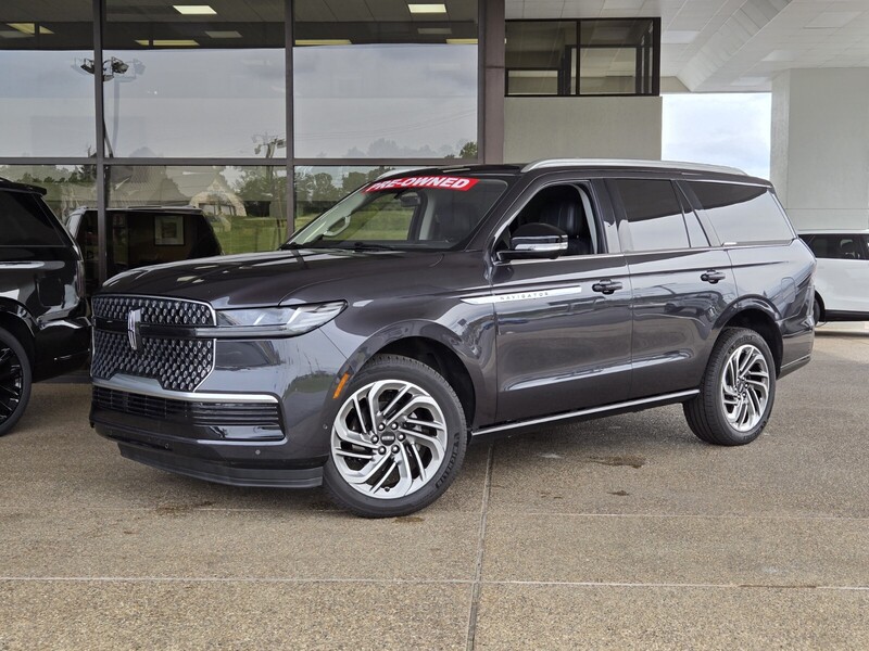 Used 2025 LINCOLN NAVIGATOR RESERVE 4X4 in HOT SPRINGS, ARKANSAS
