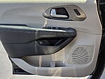 Used 2024 CHRYSLER PACIFICA HYBRID SELECT FWD in HOT SPRINGS, ARKANSAS (Photo 31)
