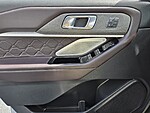 Used 2025 FORD EXPLORER PLATINUM in MARTINSVILLE, VIRGINIA (Photo 33)