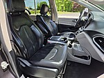 Used 2023 CHRYSLER PACIFICA TOURING L in MARTINSVILLE, VIRGINIA (Photo 17)