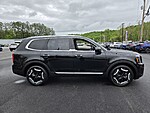 Used 2025 KIA TELLURIDE S in MARTINSVILLE, VIRGINIA (Photo 8)