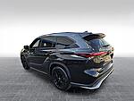 Used 2025 TOYOTA HIGHLANDER XSE in MARTINSVILLE, VIRGINIA (Photo 5)