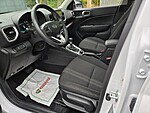 Used 2025 HYUNDAI VENUE SEL in MARTINSVILLE, VIRGINIA (Photo 9)