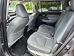 Used 2022 TOYOTA HIGHLANDER XLE in MARTINSVILLE, VIRGINIA (Photo 11)