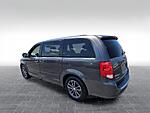 Used 2017 DODGE GRAND CARAVAN SXT in MARTINSVILLE, VIRGINIA (Photo 5)