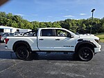 Used 2018 NISSAN TITAN XD SL in MARTINSVILLE, VIRGINIA (Photo 8)