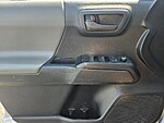 Used 2017 TOYOTA TACOMA SR5 in MARTINSVILLE, VIRGINIA (Photo 33)