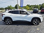 Used 2025 CHEVROLET TRAX 1RS in MARTINSVILLE, VIRGINIA (Photo 8)