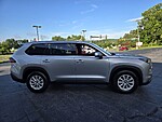 Used 2025 TOYOTA GRAND HIGHLANDER XLE in MARTINSVILLE, VIRGINIA (Photo 8)