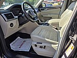 Used 2018 Volkswagen Atlas 3.6L V6 SEL PREMIUM in MARTINSVILLE, VIRGINIA (Photo 9)