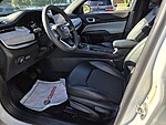 Used 2024 JEEP COMPASS LATITUDE in MARTINSVILLE, VIRGINIA (Photo 9)